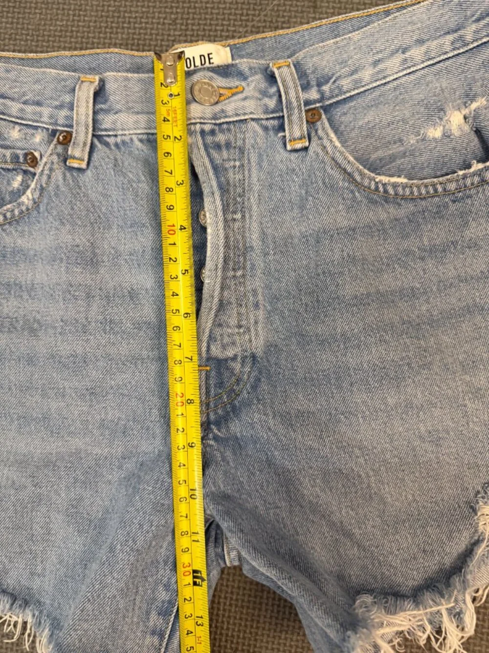 AGOLDE Parker Long Distressed Denim Cutoff Shorts – 29 – Light Wash- MSRP $148
